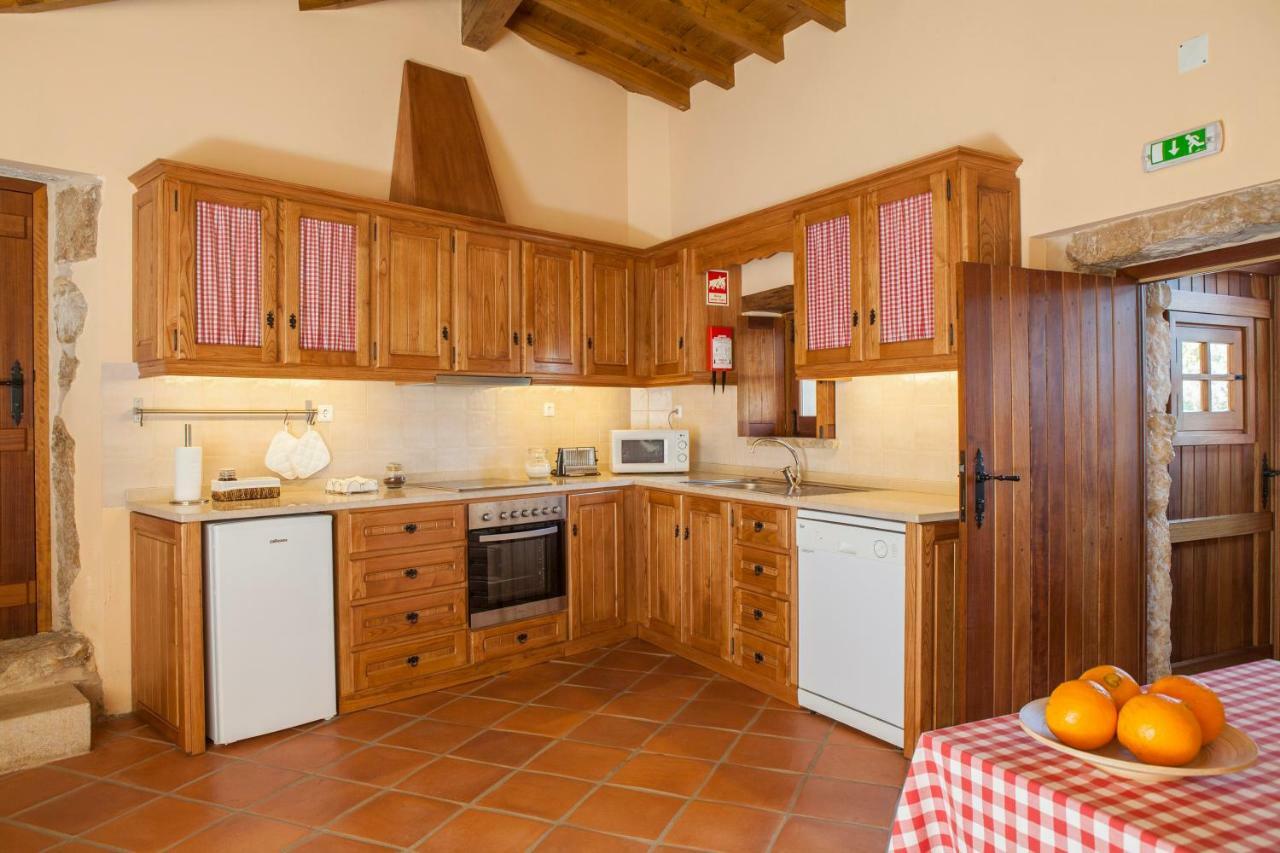 Hébergement de vacances Casal Frias *